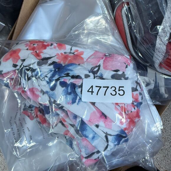 Motherhood Maternity T-Shirt Women M Medium White Floral Short Sleeve Casual - Picture 7 of 7